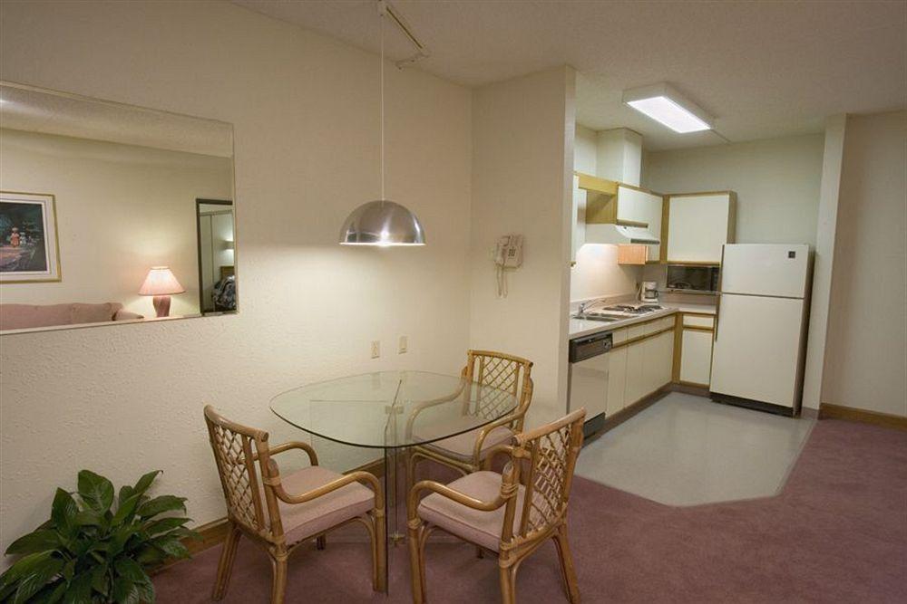 Candlewood Suites - Wichita East By Ihg Exteriör bild
