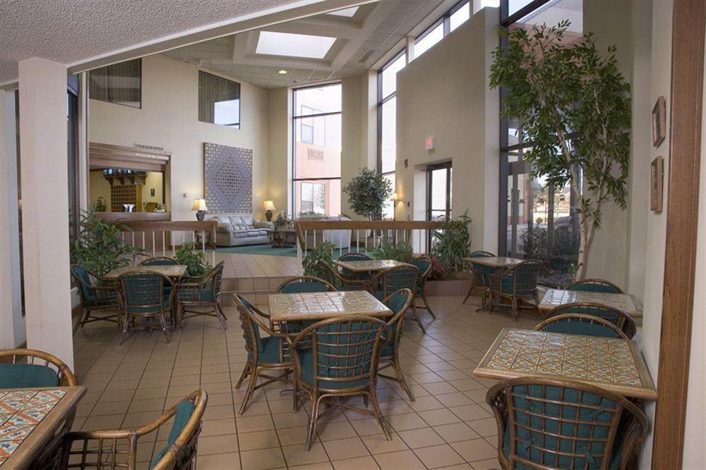 Candlewood Suites - Wichita East By Ihg Exteriör bild