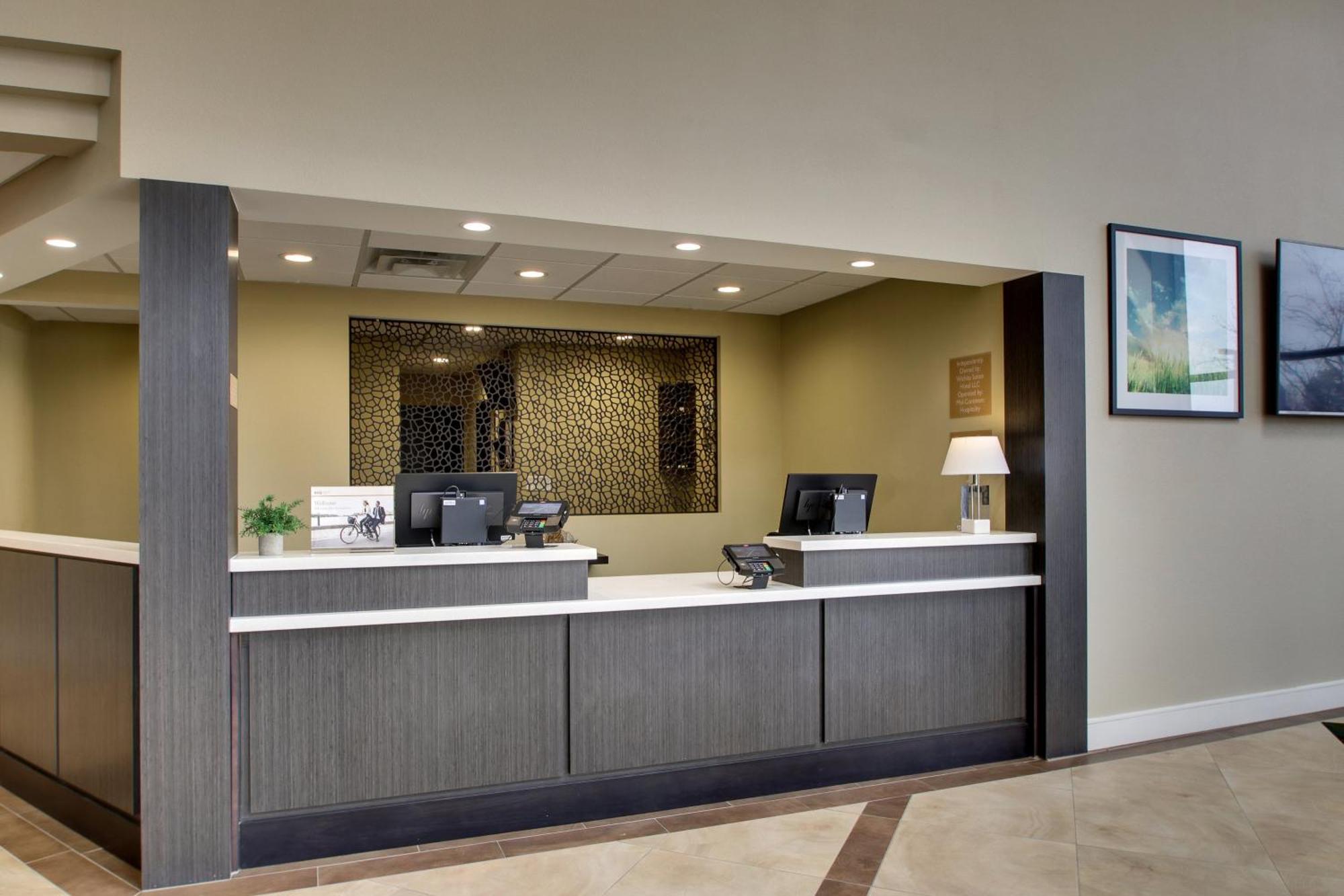 Candlewood Suites - Wichita East By Ihg Exteriör bild