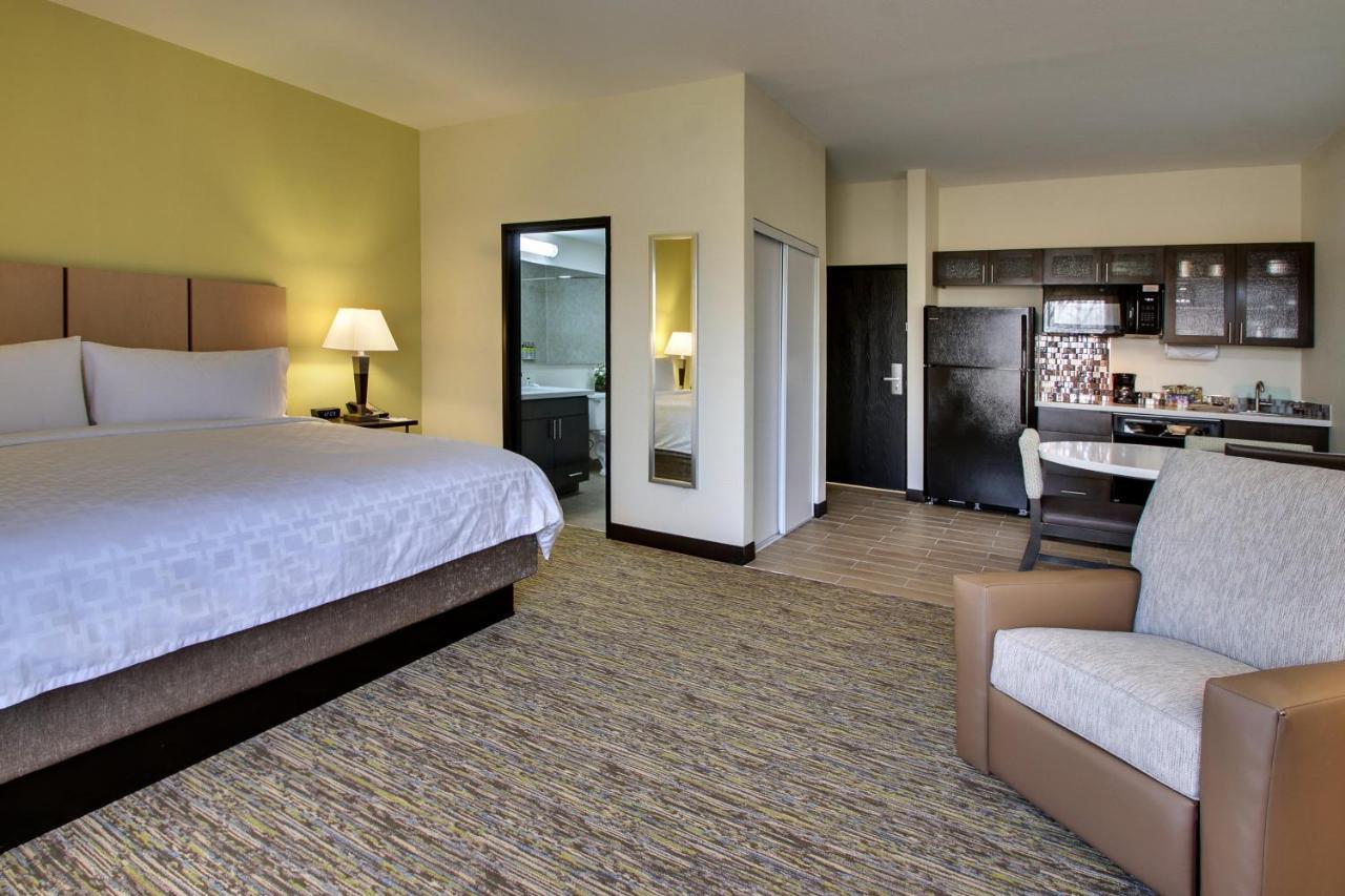 Candlewood Suites - Wichita East By Ihg Exteriör bild