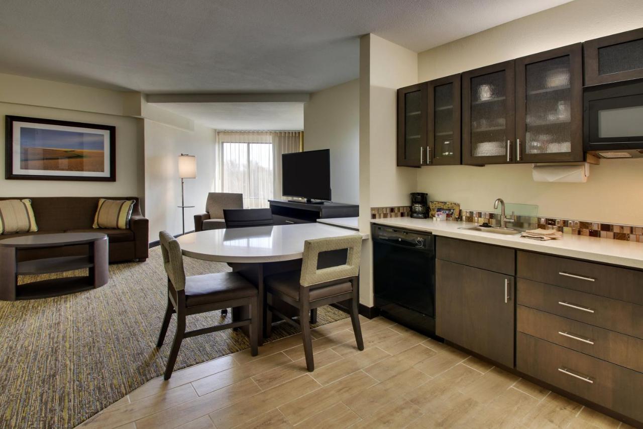 Candlewood Suites - Wichita East By Ihg Exteriör bild